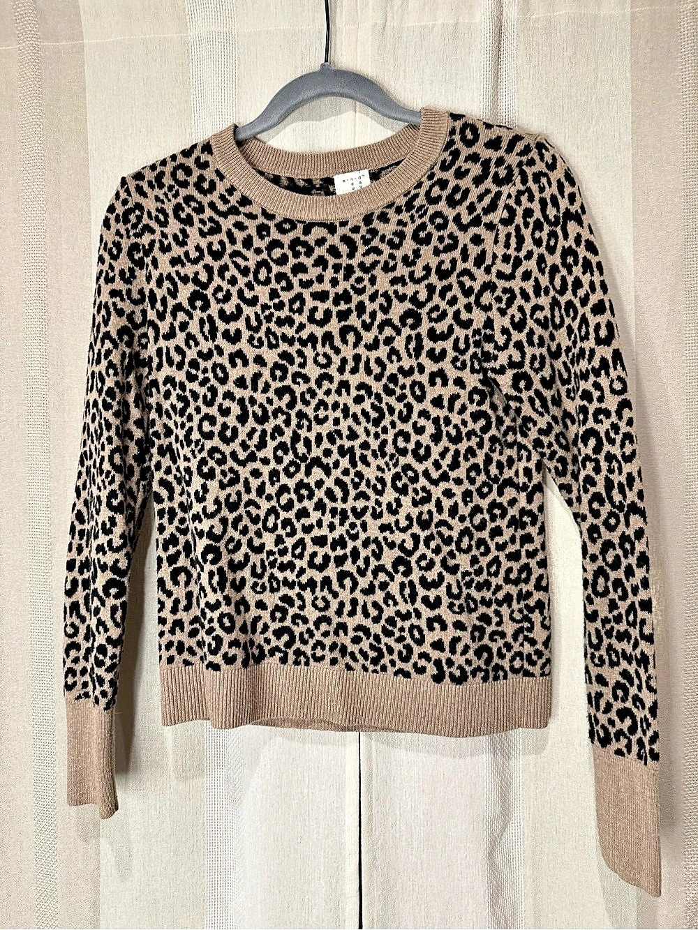a.n.a Leopard Print Crewneck Sweater XS Like New